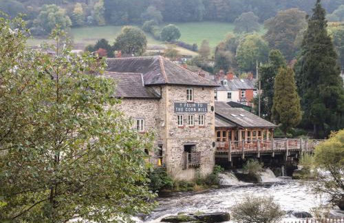 The Coach House - Photo 53