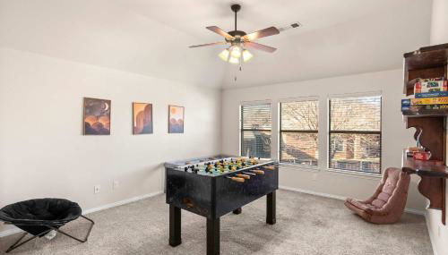 Spacious 4BR 3BA with Yard Mins to LakeLewisville - Foto 5