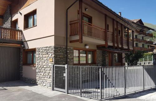 Villa Monti - Foto 1