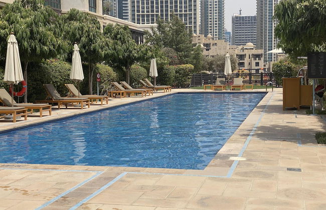 Lux BnB I Souk Al Bahar I Burj Khalifa Views - Photo 38