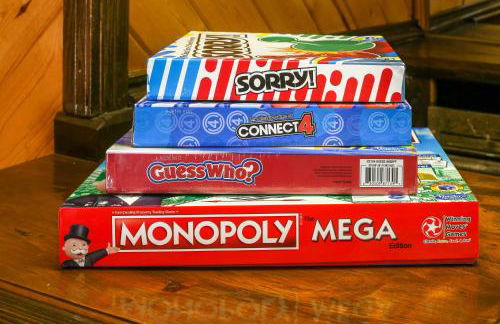 Luxe Escape with Decks, Mtn Views, Game Room! - Foto 30