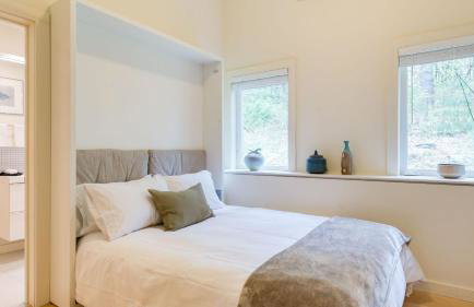 Secluded Modern Enclosed Patio Forest Views Woodland Zen by AvantStay - Foto 22