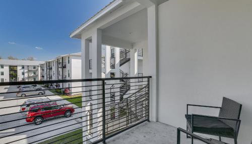 Walkable Downtown LaBelle Apt w/ Private Balcony! - Photo 3