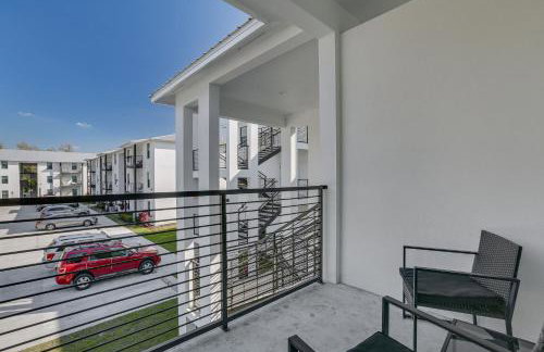 Walkable Downtown LaBelle Apt w/ Private Balcony! - Photo 3