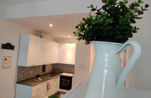 Vista sul carruggio, centro storico di Chiavari - Photo 16