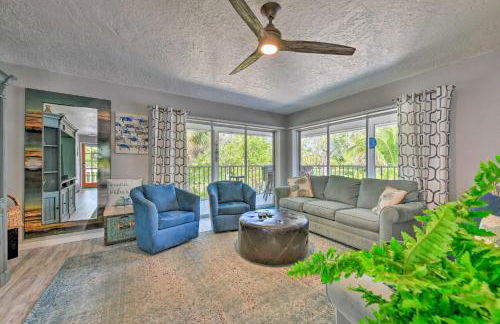 Canal-front Gem with Pool and Hot Tub in Anna Maria - Foto 11