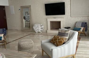 Luxury Penthouse Casa de Paraiso, sea view, pools, golf - Photo 9