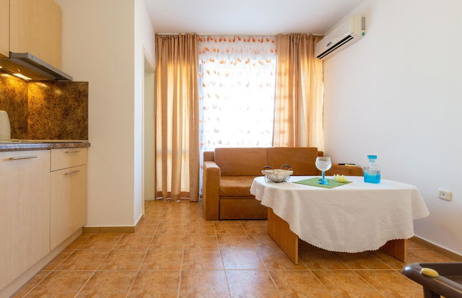 Apartment in Vista Del Mar - Photo 8