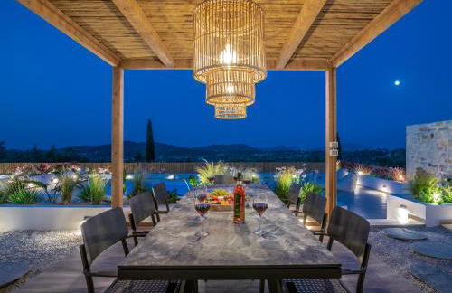 Villa Verde - Heated Pool with Stunning Views, by ZanteWize - Foto 53