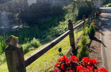 Newly Renovated Villa with King Bed and Amenities, 1 mile to Mohegan Sun - Foto 21