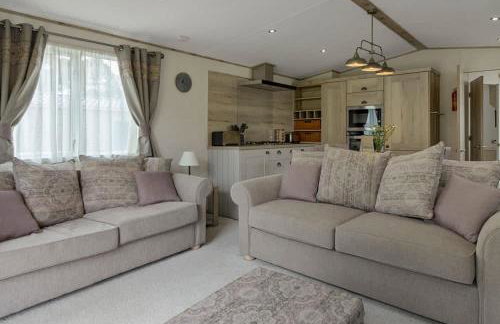 Rolling Hills Splash Escape -No Commercial Sign written Vehicles,Fishing Nearby & Communal Swimming Pool ,Pool open April to September - Foto 11