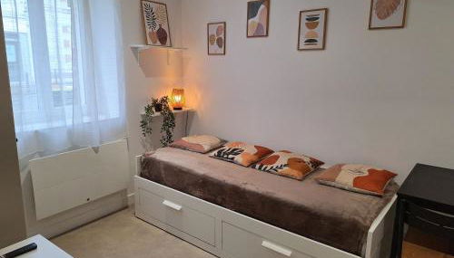 Jeny 1 - Studio rénové tout confort - RDC - Wifi - 10mn Hypercentre - Foto 4, towels