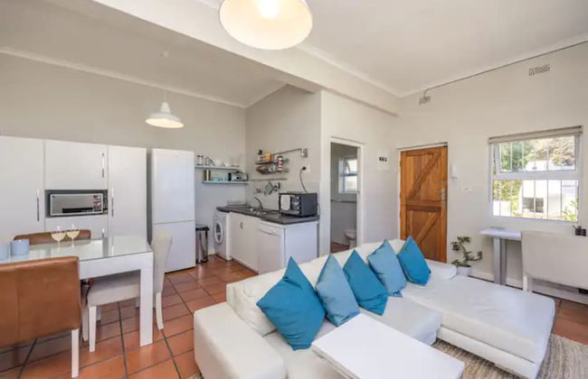 Perfect Getaway in Clifton - Photo 18