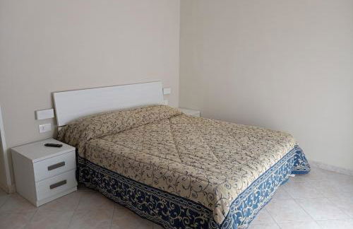 Aurora and Brothers' home - Photo 8