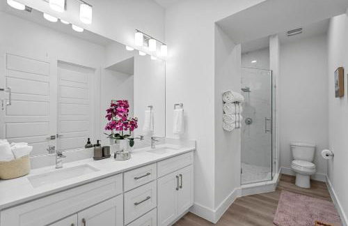 Upscale 2BR Hideaway, Ensuite Bliss, Pet-Friendly - Foto 29