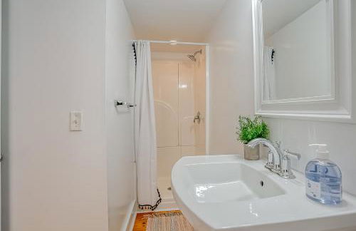 Sea Glass Cottage on Duke - Three Bedrooms Downtown Beaufort - Photo 16