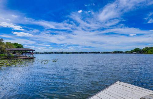Private and Picturesque Escape on Lake Henry! - Foto 28