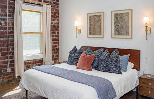 The Pearl & Oasis Duo Stylish 8BR Retreat - Photo 38