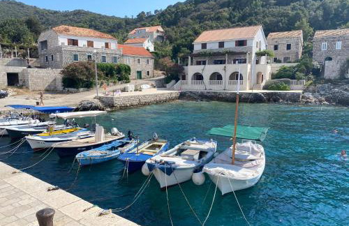 Jully apartment with swimming pool - Foto 26