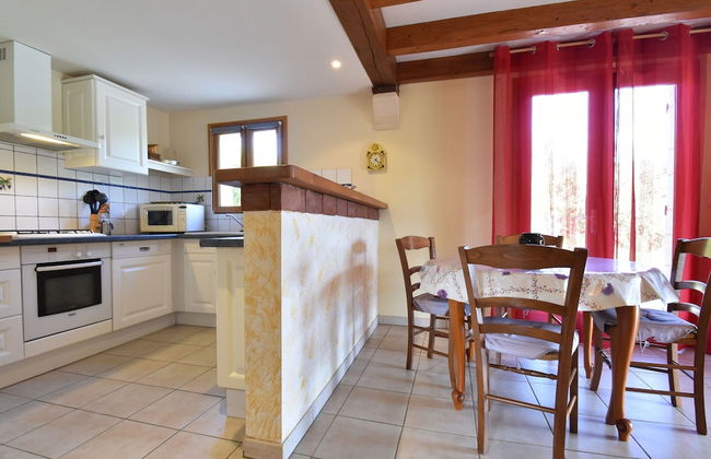 Holiday Home in Montclera With Sunny Garden, Playground Equipment and Private Pool - Foto 79