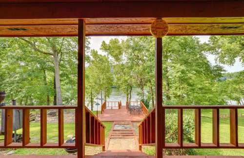 Flippin Home with Fire Pit Walk to White River! - Foto 21