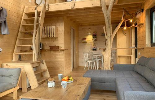 Domek na drzewie w Dolinie Uradu - Foto 2