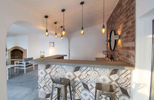 Lavanda Magnificent Five Bedroom Villa in Carvoe - Foto 42