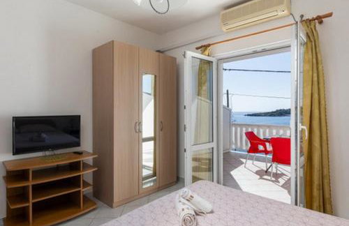 Apartments More - Photo 15