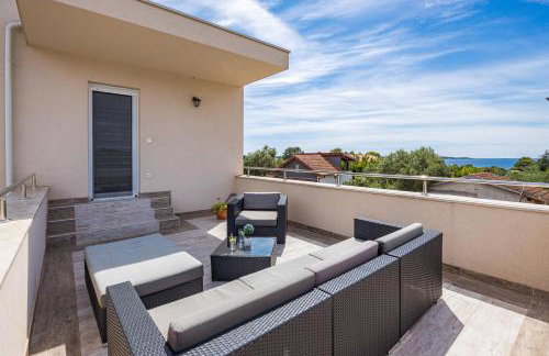 Villa Sunny Olive - Photo 42