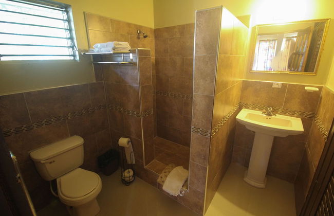 Moon Rooms at Moonrise Villa - Photo 59