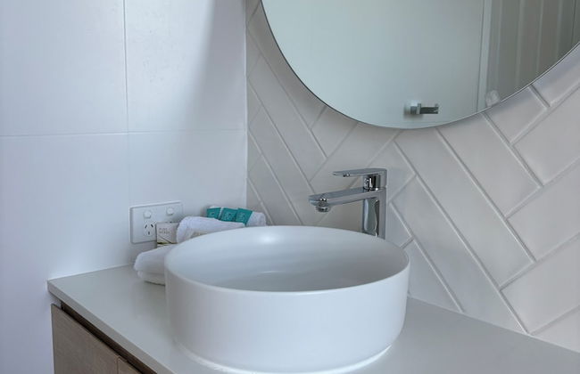 San Mateo on Broadbeach - Photo 35