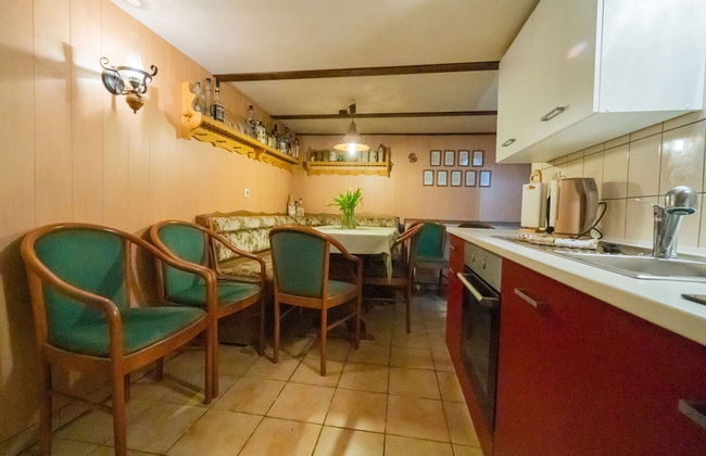 Cozy Holiday Home With Terrace and Garden - Foto 9