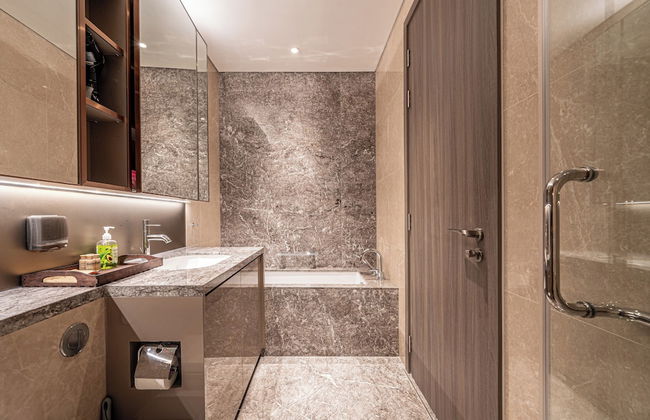 Emily Lim Tower Luxury Saigon Center - Photo 40