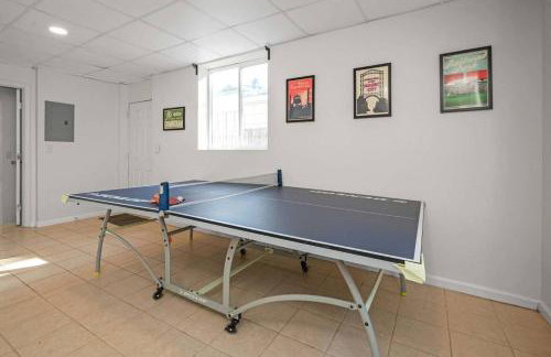 Family Retreat in Birmingham, 7BR 4BA - Photo 44