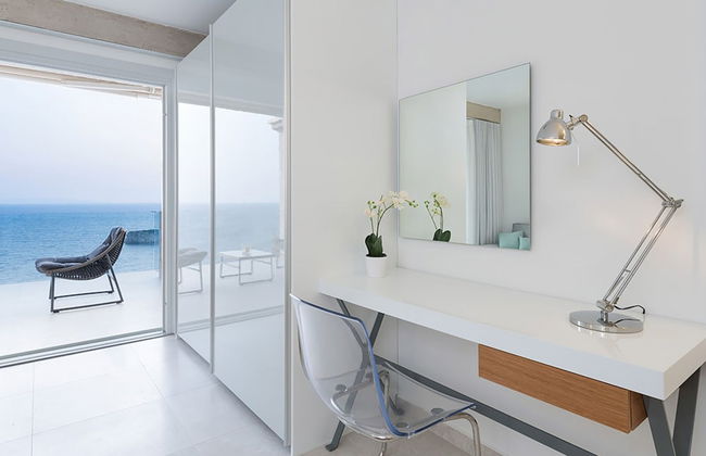 White Orchid Arundina - Photo 13