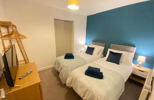 3 Bedrooms double or single beds, 2 PARKING SPACES! WIFI & Smart TV's, Balcony - Foto 15