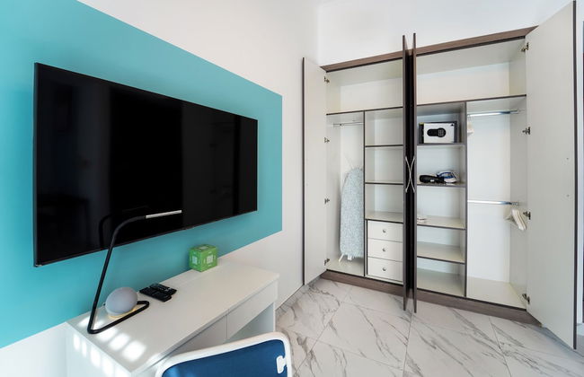 Izzzi Life Mint- Apart Hotel - Photo 21