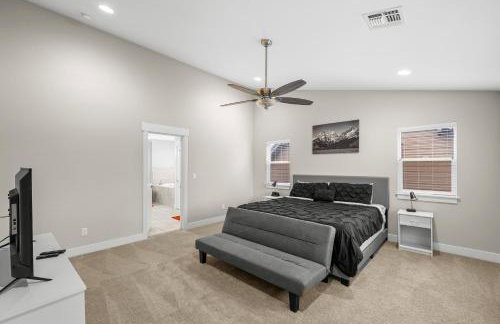 Modern Flagstaff Getaway with Mountain Charm. - Foto 14