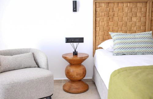 La Maltese Boutique Paros - Photo 12