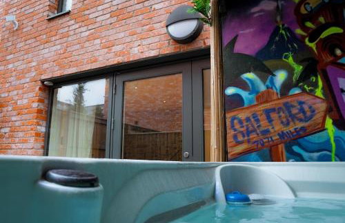 Sleek 4BR Townhouse - Rooftop - Hot Tub - Foto 23