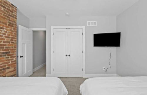 2 homes side by side downtown with fenced yard and hot tub - Foto 60