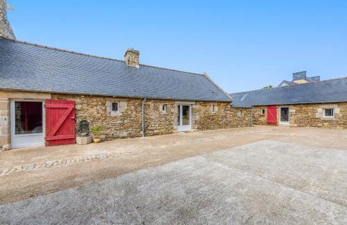 Le gîte de Saint Mathieu, longère pleine de charme au bout du monde ! jacuzzi extérieur vue sur la campagne, salle de billard - Photo 17