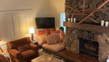 SV Wildflower Condo 3 Bed 3 Bath w SV INN pool access- No PETS! - Foto 4