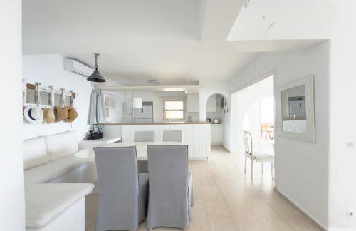 Eagles' Nest Mykonos Suites & Apartments with Heated Pool & Jacuzzis - Foto 78
