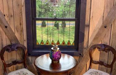 Unique Hobbit House Accommodation with a Private Hot Tub in Shenandoah, Virginia - Foto 11