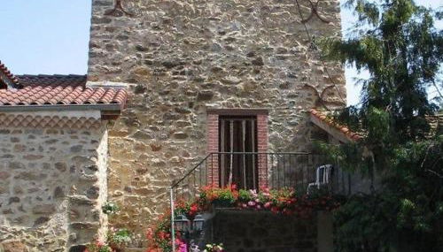 Charmant gîte historique avec pêche privée et forêt, près de Brioude et Blesle - FR-1-582-352 - Foto 2