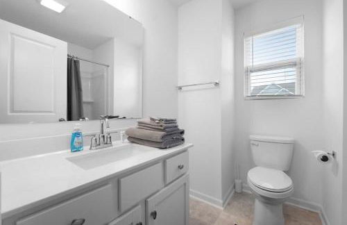 Brand New Townhome 2024 Great Deal - Foto 25