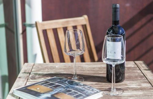 RENT4REST LISBON PARQUE DAS NAÇÕES 17Th FLOOR RIVER VIEW - Photo 12