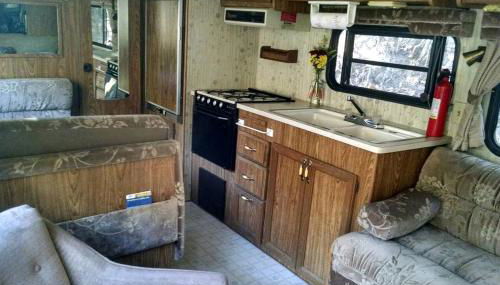 Rustic Caravan Getaway on a Creek in the Klamath National Forest of California - Foto 2