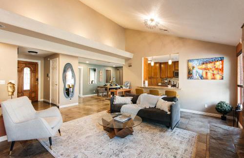 Fabulous Oasis in Las Vegas with Tesla Charger - Foto 39